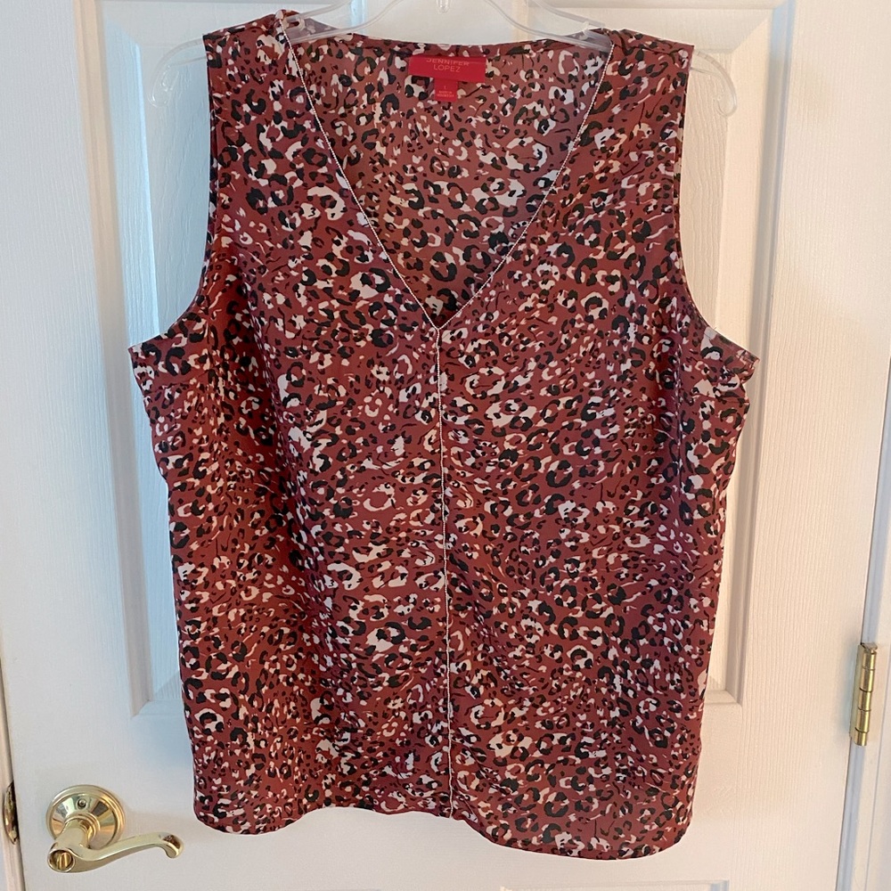Jennifer Lopez sleeveless blouse leopard print with gold detail at neck sz L